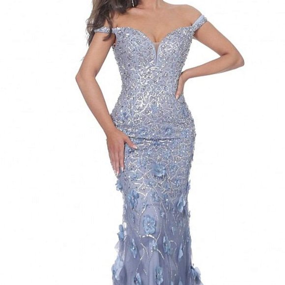 Jovani Dresses & Skirts - Jovani Evening Dress Navy In Size 12